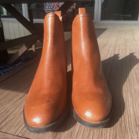 Antonio Melani Chelsea Boots - Picture 2 of 8